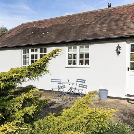 The Willow Studio - Peaceful Retreat Near Whitstable Seaside 페버샴 외부 사진