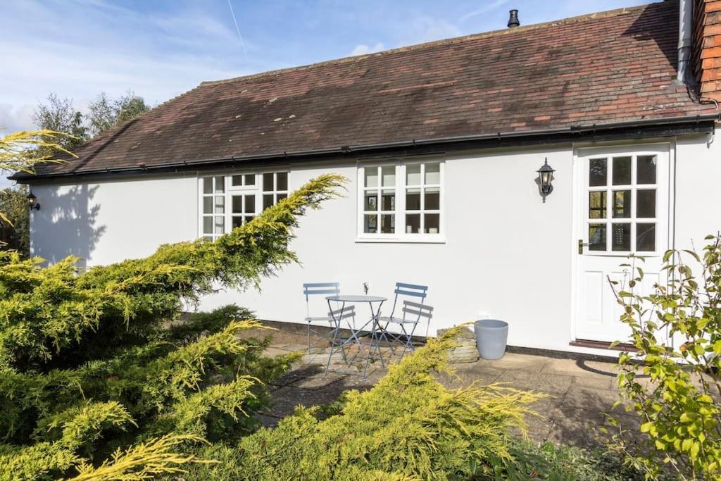 The Willow Studio - Peaceful Retreat Near Whitstable Seaside 페버샴 외부 사진