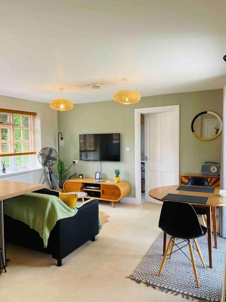 The Willow Studio - Peaceful Retreat Near Whitstable Seaside 페버샴 외부 사진